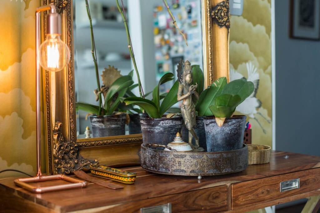World Travellers Eclectic Apartment เคปทาวน์ ภายนอก รูปภาพ